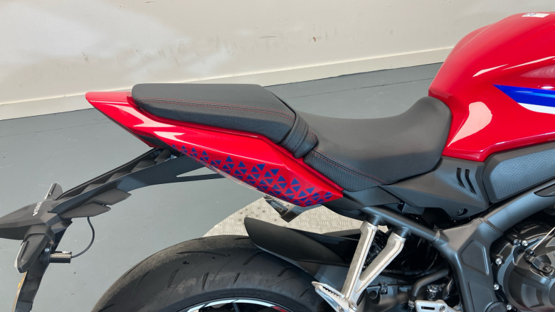 Honda CBR650R E-Clutch (24MY)